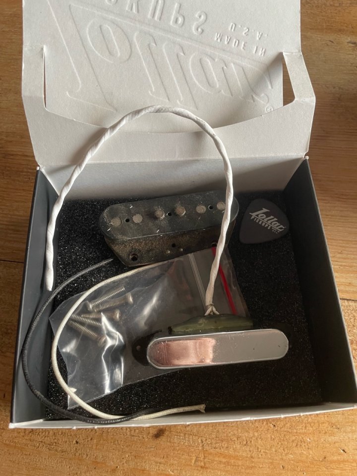 Pastillas Telecaster ESP T de segunda mano · Foto 2 de 3 · Barcelona · 100 €
