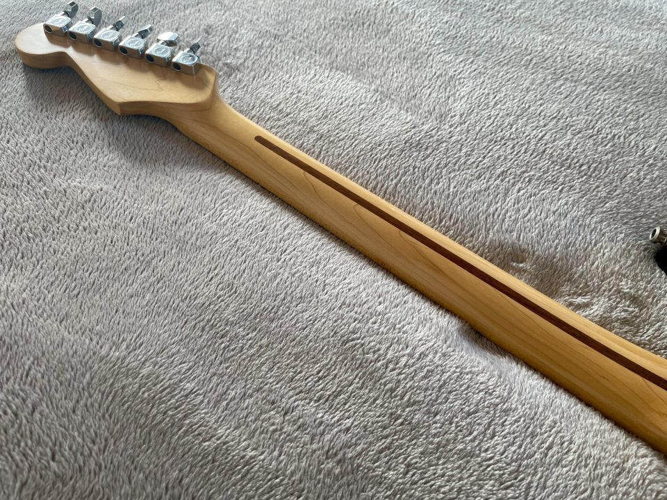 Fender Stratocaster American Standard 1993 de segunda mano · Foto 8 de 8 · Cantabria · 990 €