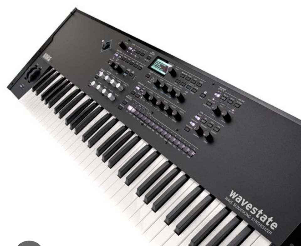 Korg wavestate mk2 y Korg wavestate se de segunda mano · Foto 2 de 2 · Valencia