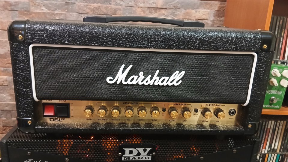 Cabezal Marshall DSL 20 de segunda mano · Foto 1 de 3 · Murcia · 300 €