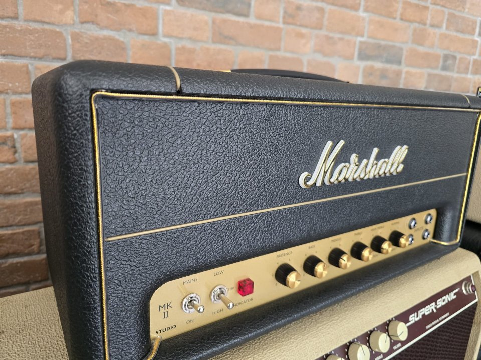 Marshall Studio Vintage SV20H