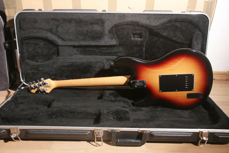 Music Man Silhouette Special 2004 USA