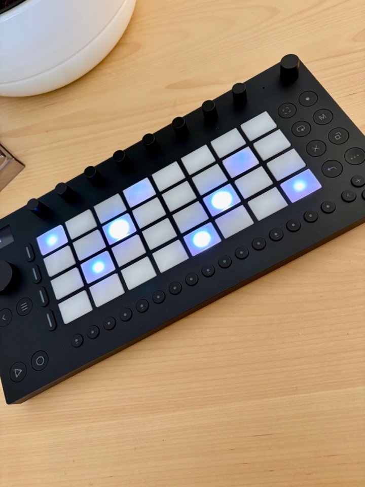 Ableton Move de segunda mano · Foto 7 de 9 · Barcelona · 400 €