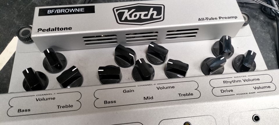 Preamp koch pedaltone modificado de segunda mano · Foto 2 de 4 · Cantabria · 200 €