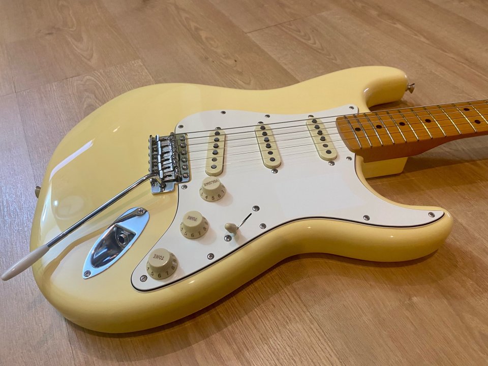 Fender Stratocaster Vintera II 70’s de segunda mano · Foto 3 de 10 · Pontevedra · 850 €