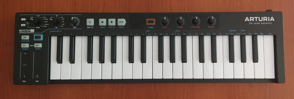 Arturia KeyStep 37 Controlador MIDI Black Edition de segunda mano · Foto 1 de 9 · Valencia · 130 €