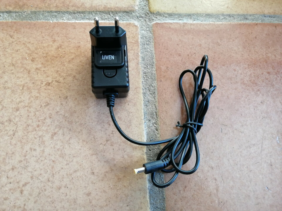 Sonicware Liven 8bits Warps