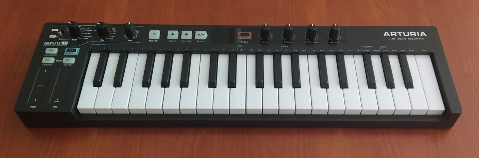 Arturia KeyStep 37 Controlador MIDI Black Edition de segunda mano · Foto 2 de 9 · Valencia · 130 €