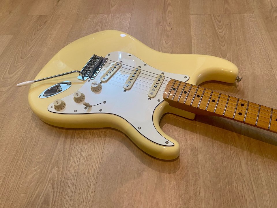 Fender Stratocaster Vintera II 70’s de segunda mano · Foto 4 de 10 · Pontevedra · 850 €