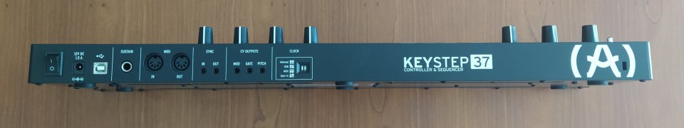 Arturia KeyStep 37 Controlador MIDI Black Edition de segunda mano · Foto 4 de 9 · Valencia · 130 €