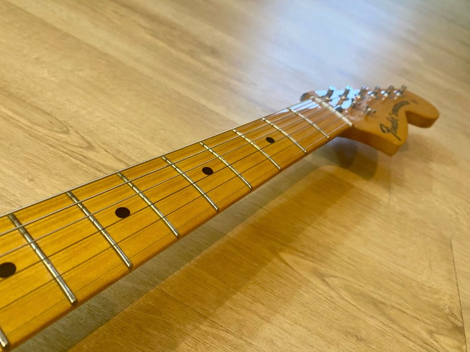 Fender Stratocaster Vintera II 70’s de segunda mano · Foto 6 de 10 · Pontevedra · 850 €