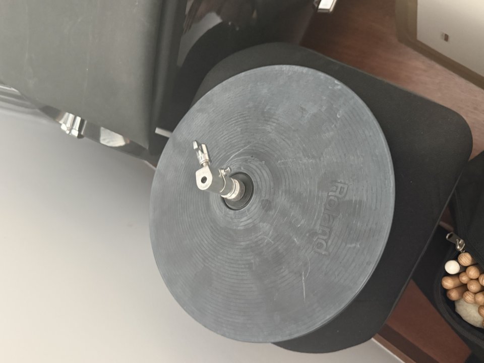 vendo Roland vad504 completa , con extras de segunda mano · Foto 6 de 10 · Almería · 2850 €