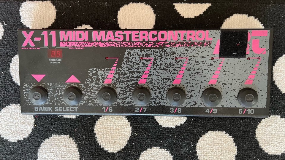 Controlador Art X-11 MIDI Mastercontrol