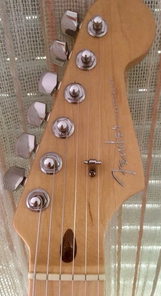 Fender American Deluxe Stratocaster