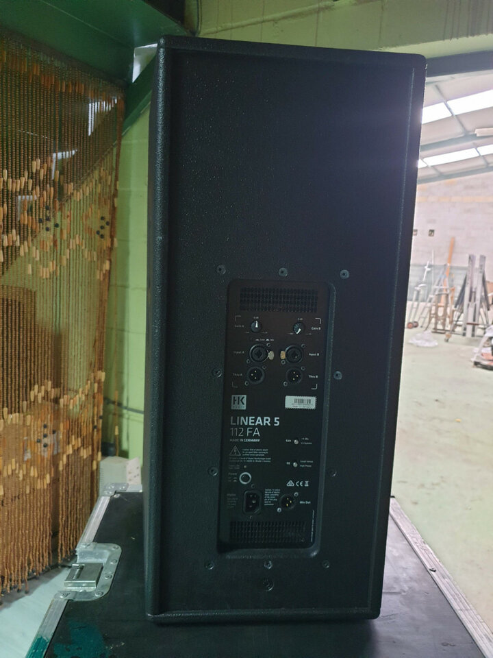 2 HK auto amplificadas Linear5 -120FA impecables