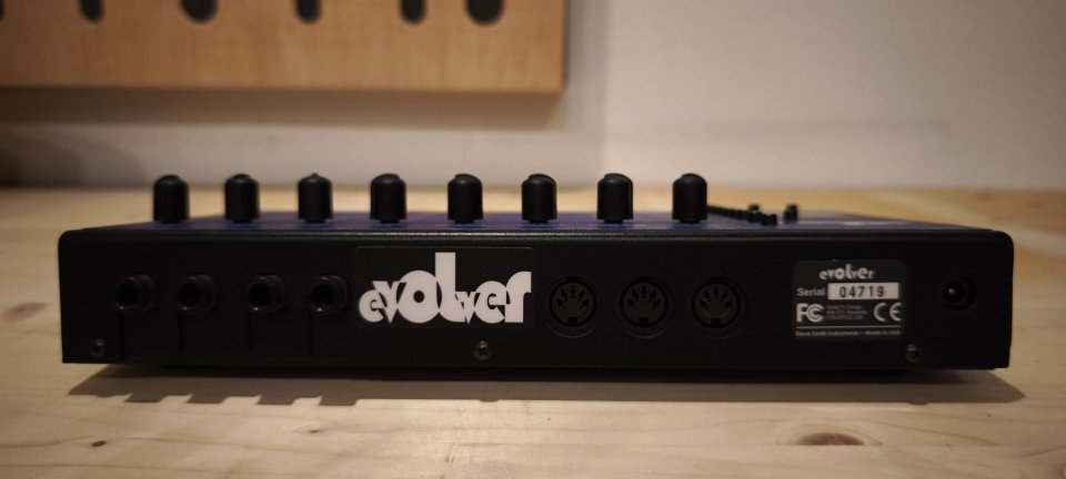 Dave Smith Evolver