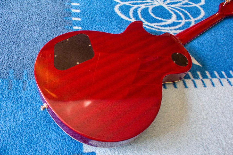Guitarra Epiphone Les Paul Classic + estuche de segunda mano · Foto 6 de 9 · Madrid · 450 €