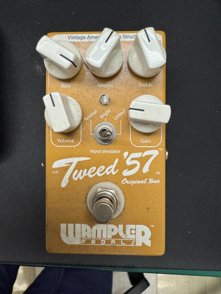 Pedales varios Boss y Wampler de segunda mano · Foto 2 de 9 · Barcelona · 300 €