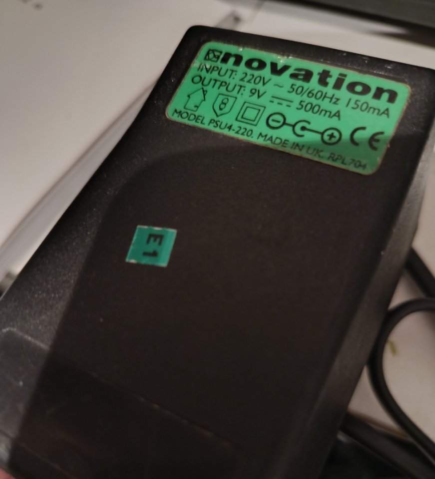 Novation Drum Station - Clon TR-808 / 909 ASM (Model. analógico)