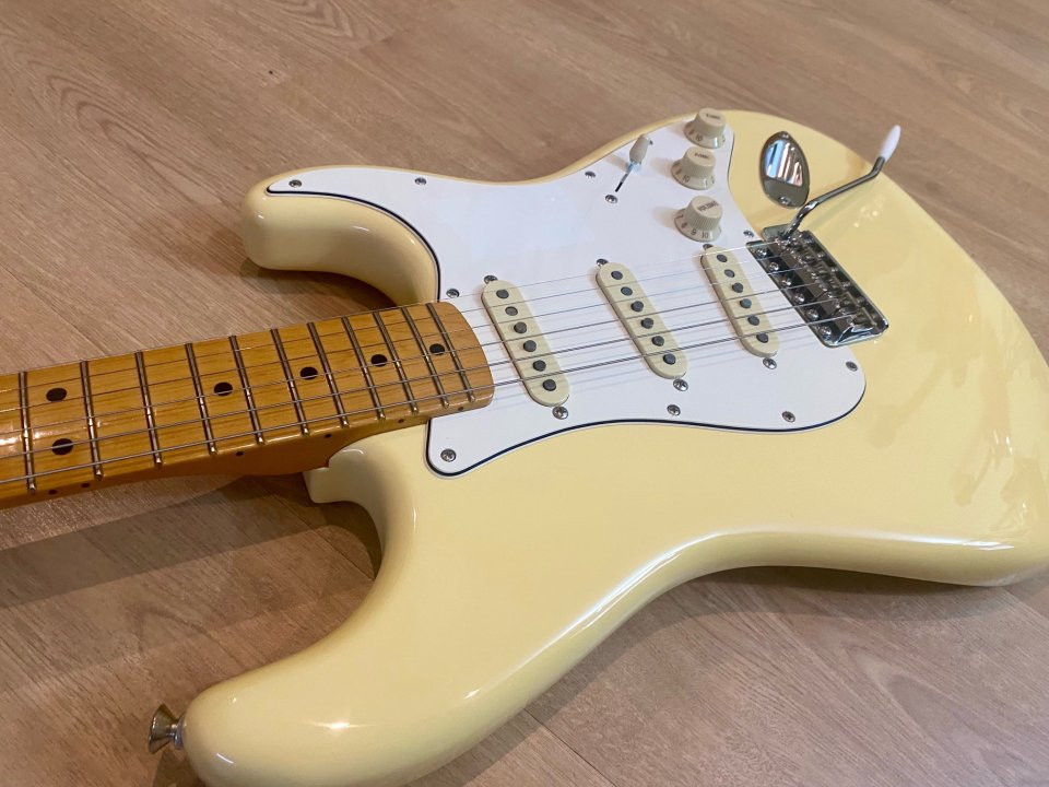 Fender Stratocaster Vintera II 70’s de segunda mano · Foto 10 de 10 · Pontevedra · 850 €