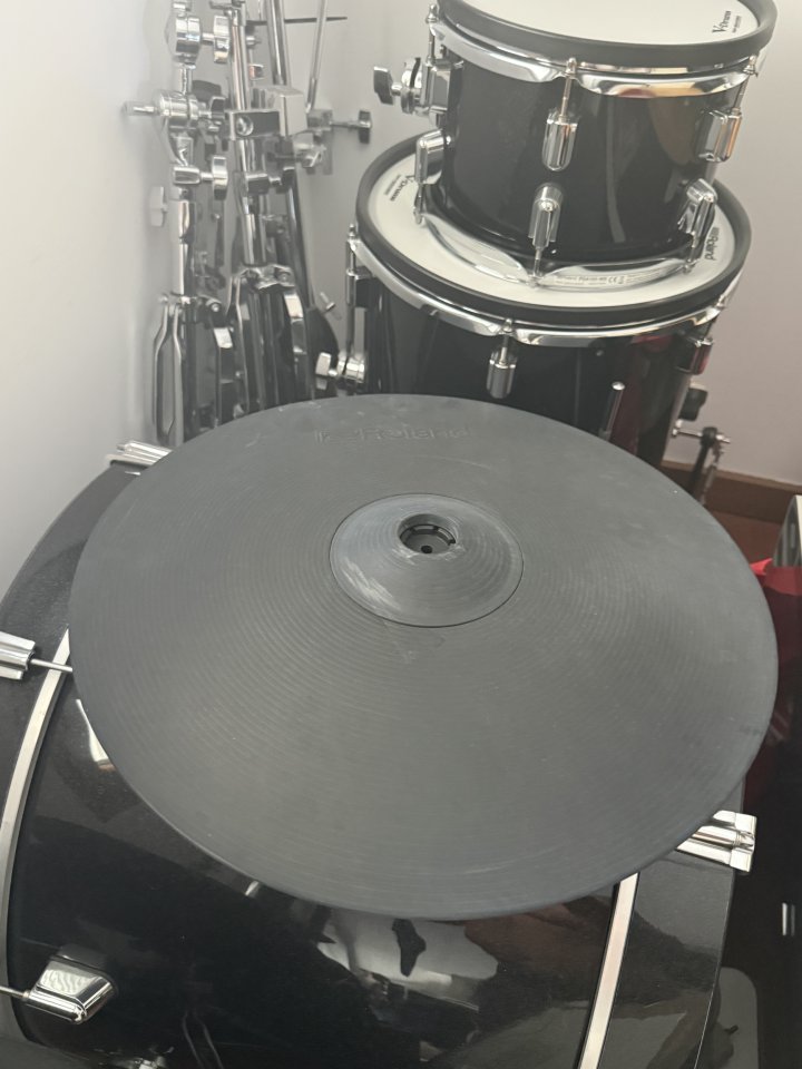 vendo Roland vad504 completa , con extras de segunda mano · Foto 9 de 10 · Almería · 2850 €