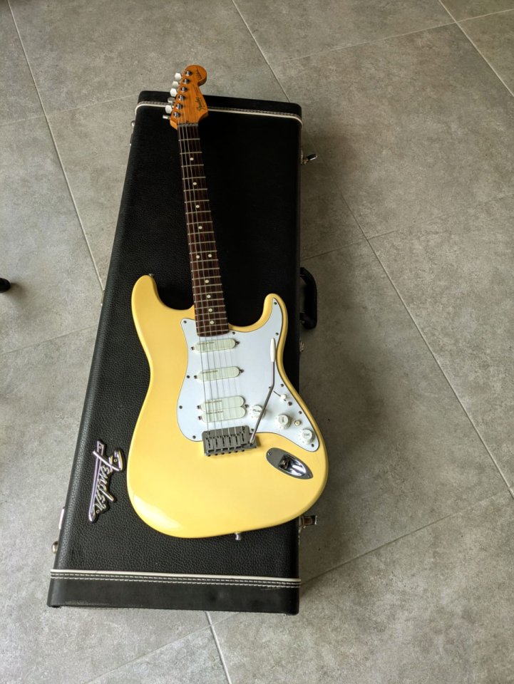 Cambios dentro Fender Stratocaster Jeff Beck 1993