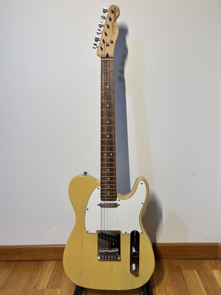 Squier Telecaster Standard