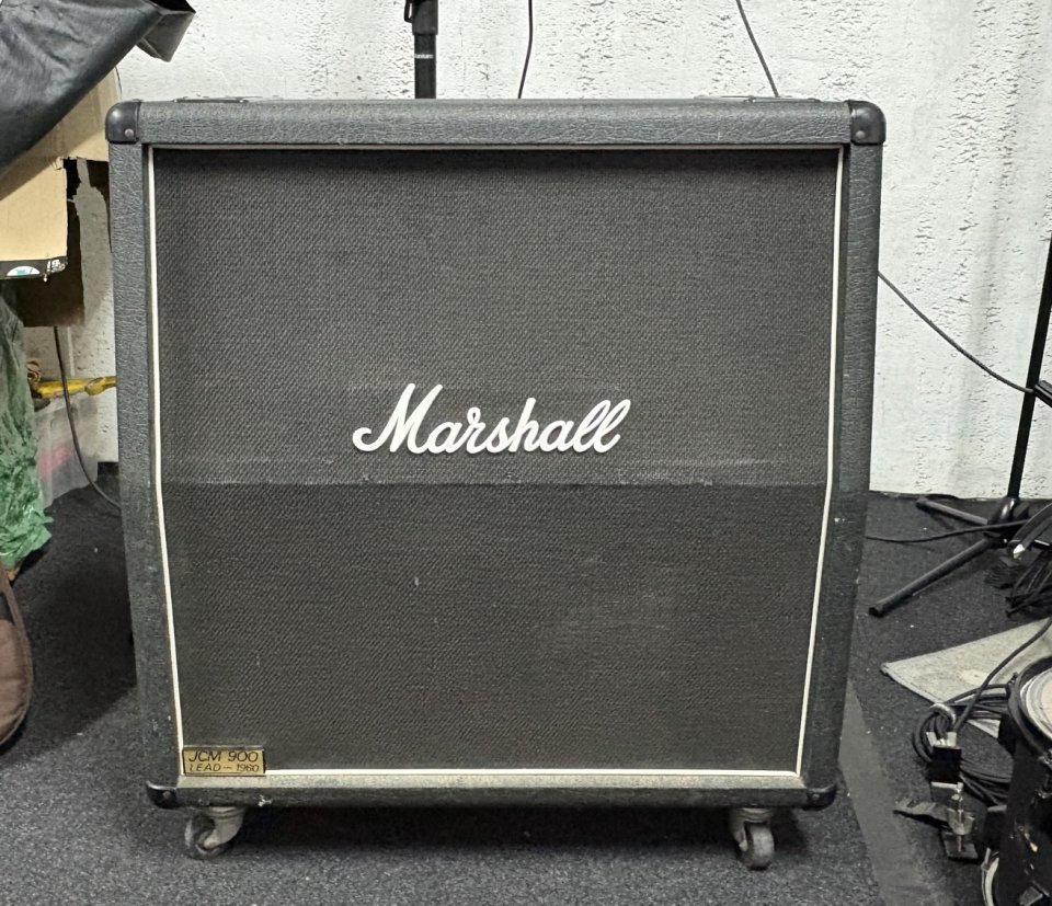 VENDO PANTALLA 4x12 MARSHALL 1960 B LEAD. JCM 900 de segunda mano · Foto 1 de 7 · Asturias · 380 €