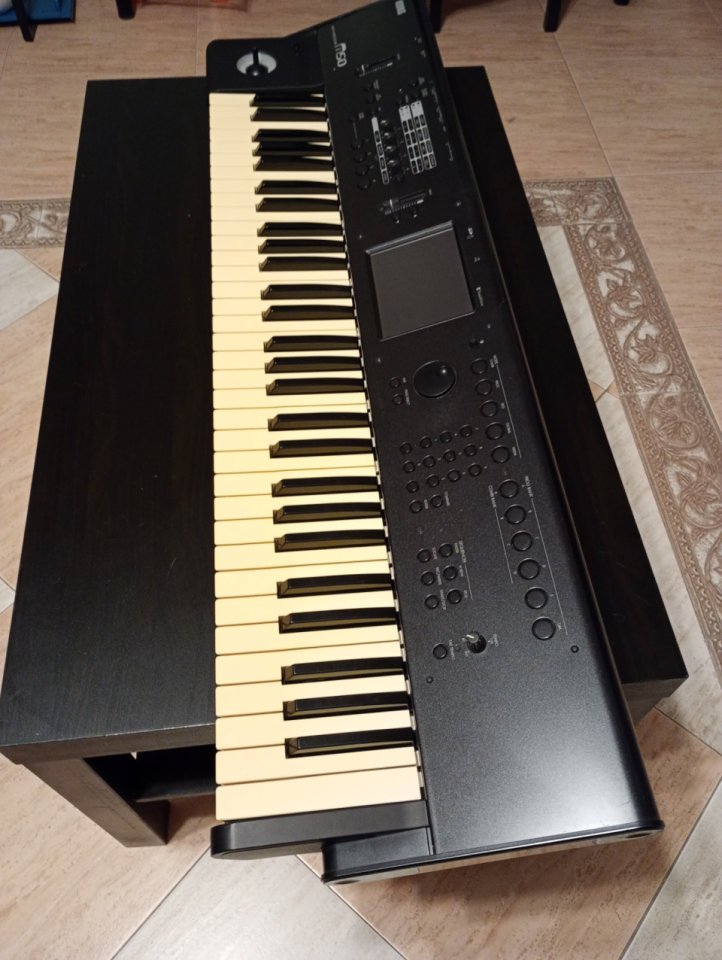 Korg m50 61 de segunda mano · Foto 8 de 10 · Murcia · 250 €