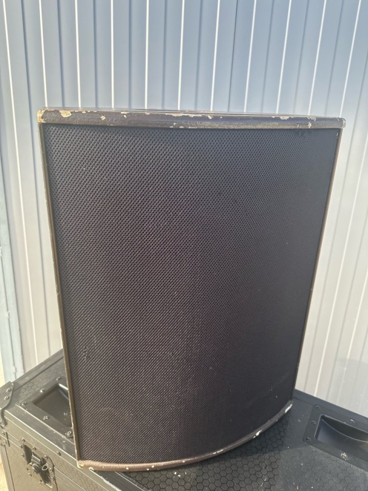 Monitores de escenario