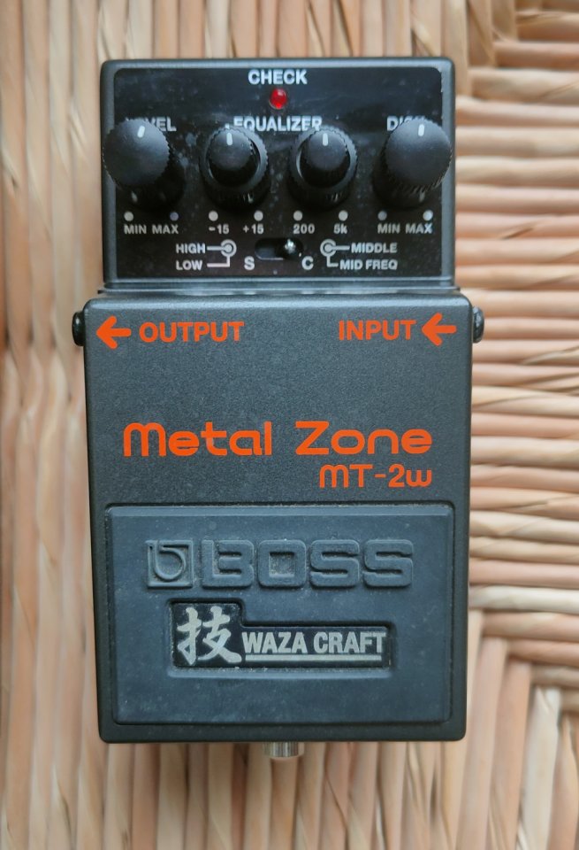 Boss MT-2W Metal Zone Waza Craft