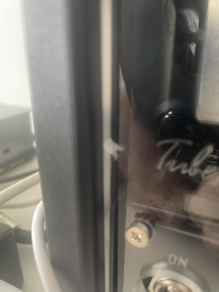 Hughes & kettner tubemeister deluxe 20 de segunda mano · Foto 7 de 7 · Valencia · 330 €
