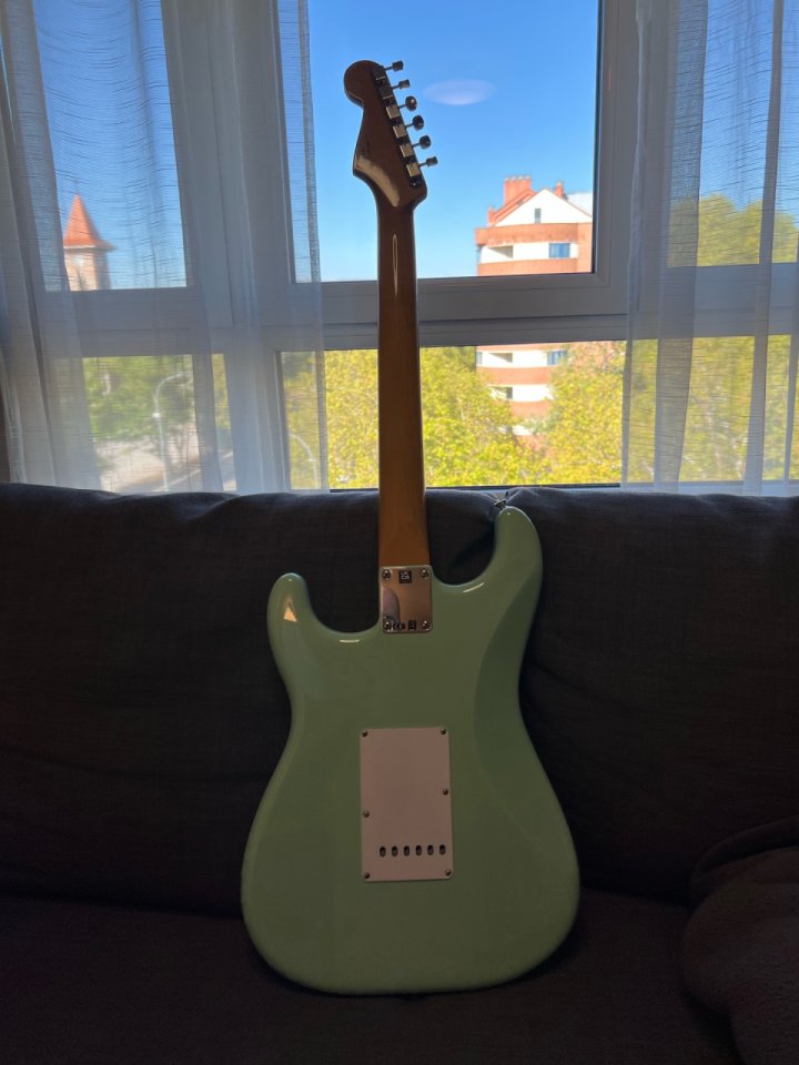 Fender Vintera '60s Stratocaster de segunda mano · Foto 3 de 5 · Araba · 725 €