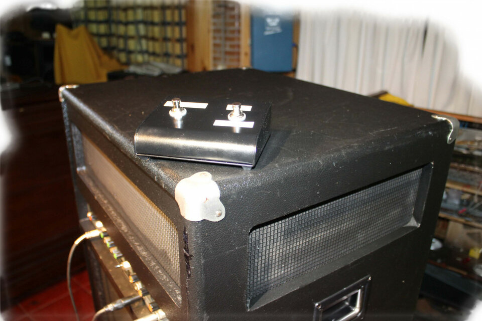 Gabinete de sonido / Leslie DYNACORD DC-300-E