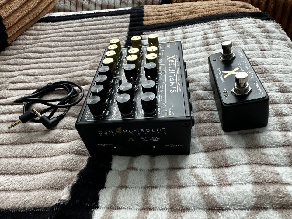 DSM & Humboldt Simplifier X  preamp