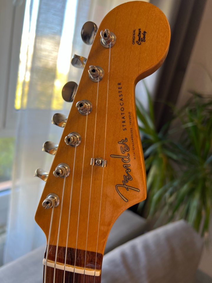 Fender Vintera '60s Stratocaster de segunda mano · Foto 4 de 5 · Araba · 725 €