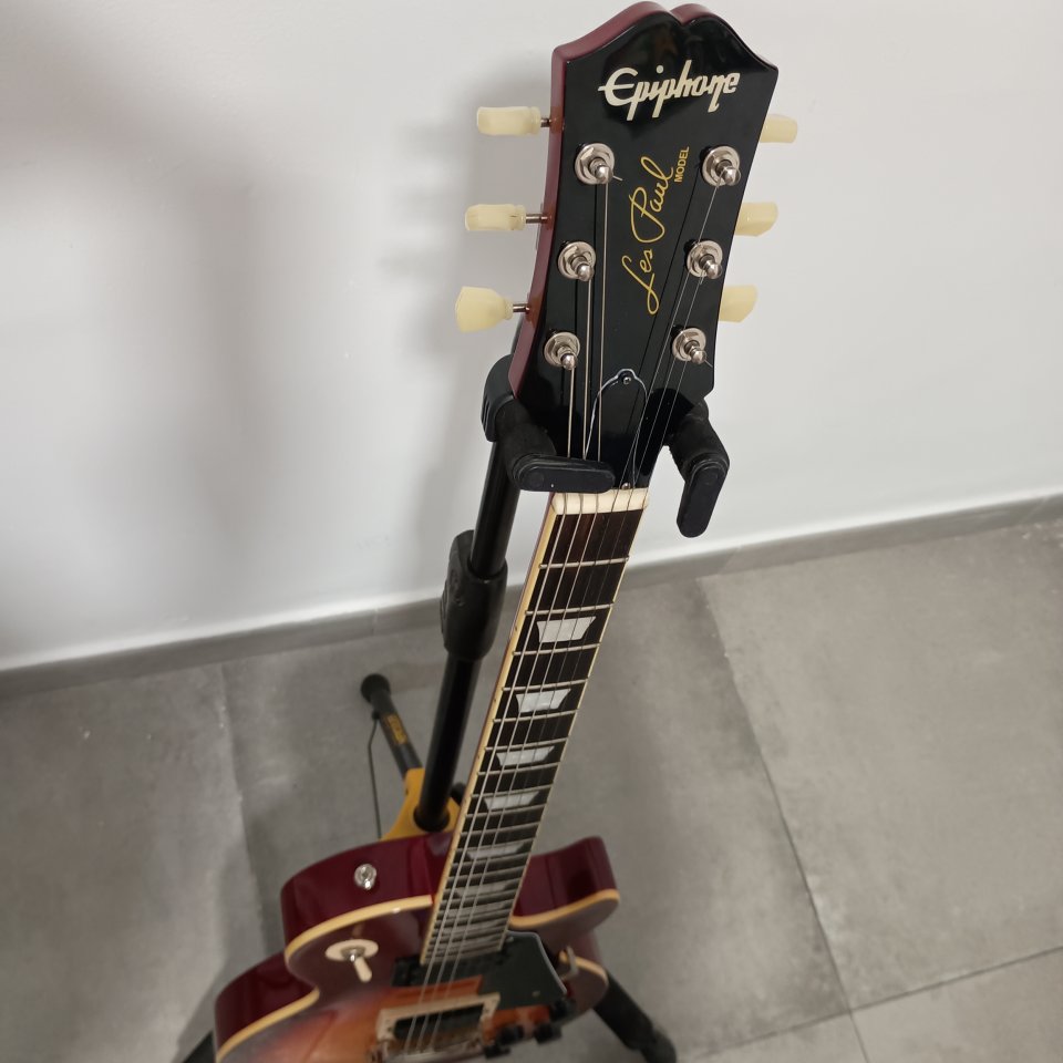 Epiphone Les Paul Standard 60's de segunda mano · Foto 5 de 9 · Málaga · 350 €