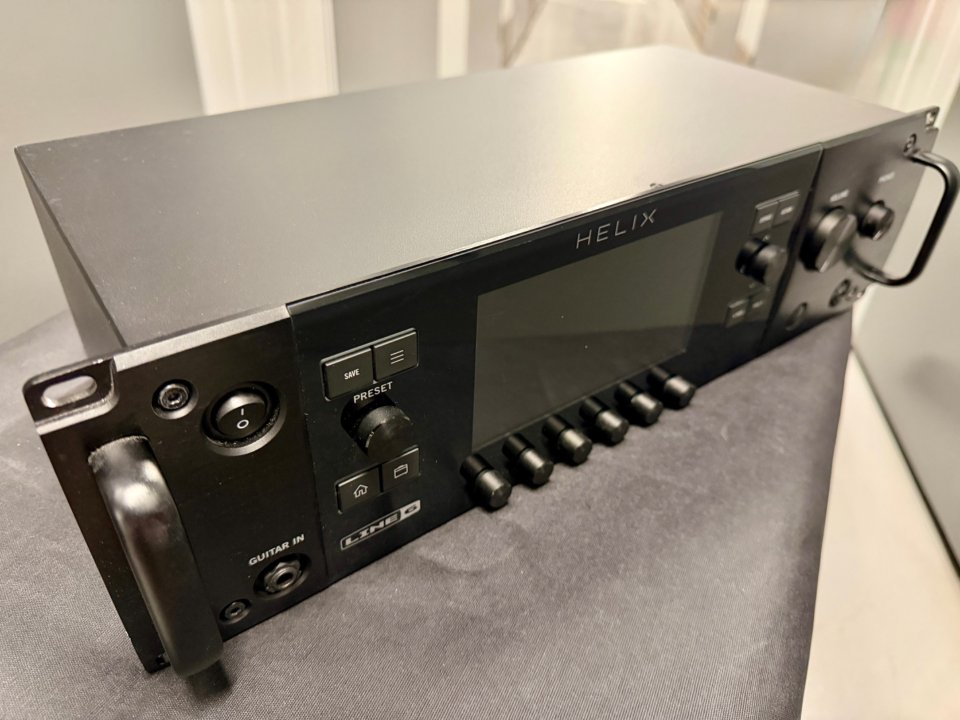 Line 6 Helix Rack Procesador de Guitarra/Bajo de segunda mano · Foto 7 de 10 · Madrid · 850 €