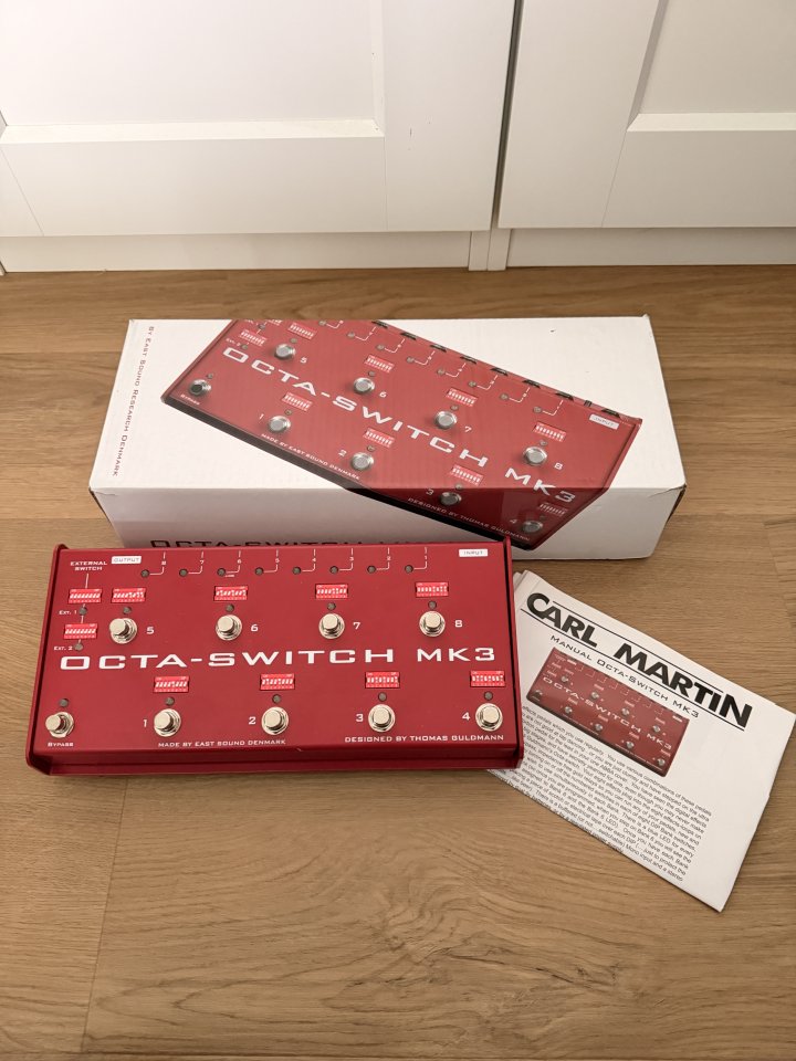 Controladora Carl Martin Octaswitch MK3