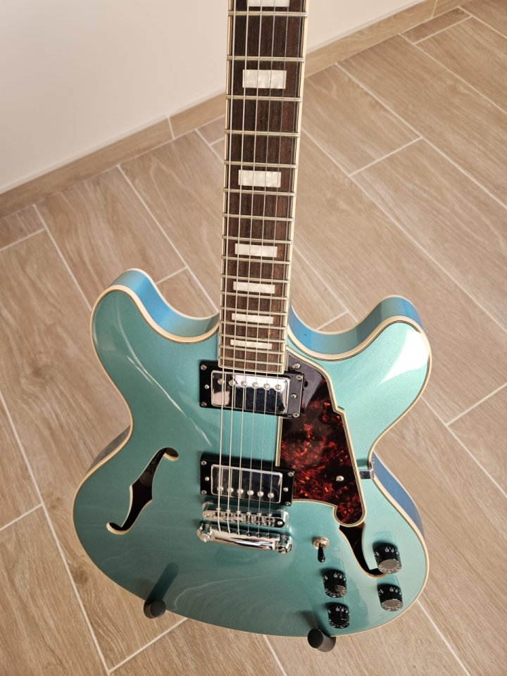 D'Angelico Premier DC Ocean Turquoise