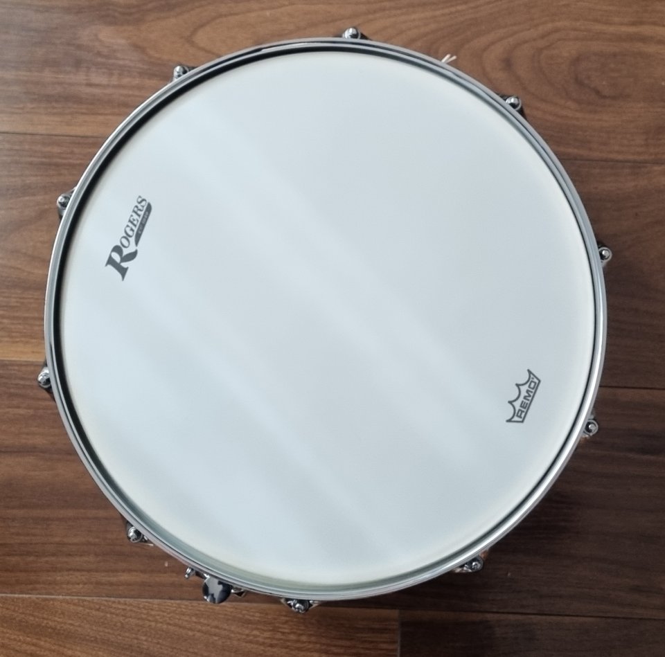 Rogers Dyna-Sonic 14" x 6.5" 37-RO Red Onyx - Beavertail