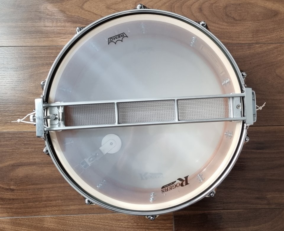 Rogers Dyna-Sonic 14" x 6.5" 37-RO Red Onyx - Beavertail