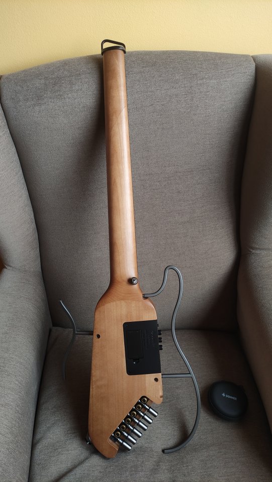 Guitarra DONNER HUSH-1 de segunda mano · Foto 2 de 7 · Cantabria · 150 €