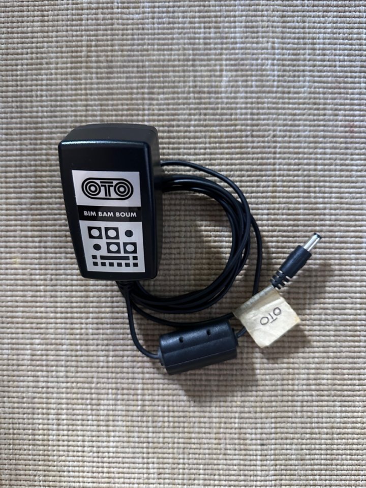 Reverb OTO BAM de segunda mano · Foto 3 de 3 · Barcelona · 500 €
