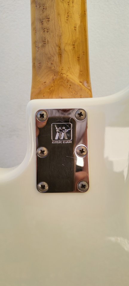 Musicman StingRay Ernie Ball 5 de segunda mano · Foto 5 de 10 · Barcelona · 2500 €