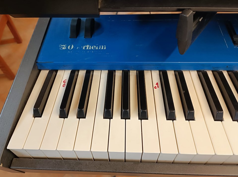 Oberheim MC1000 Teclado Maestro 88 Teclas de segunda mano · Foto 1 de 2 · Cantabria · 150 €