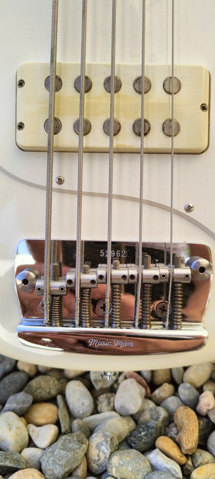 Musicman StingRay Ernie Ball 5 de segunda mano · Foto 6 de 10 · Barcelona · 2500 €
