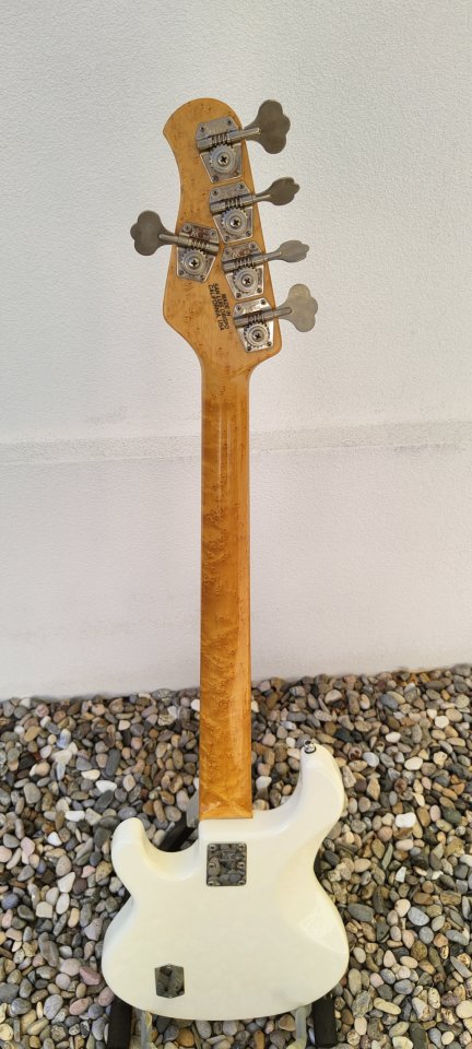 Musicman StingRay Ernie Ball 5 de segunda mano · Foto 7 de 10 · Barcelona · 2500 €