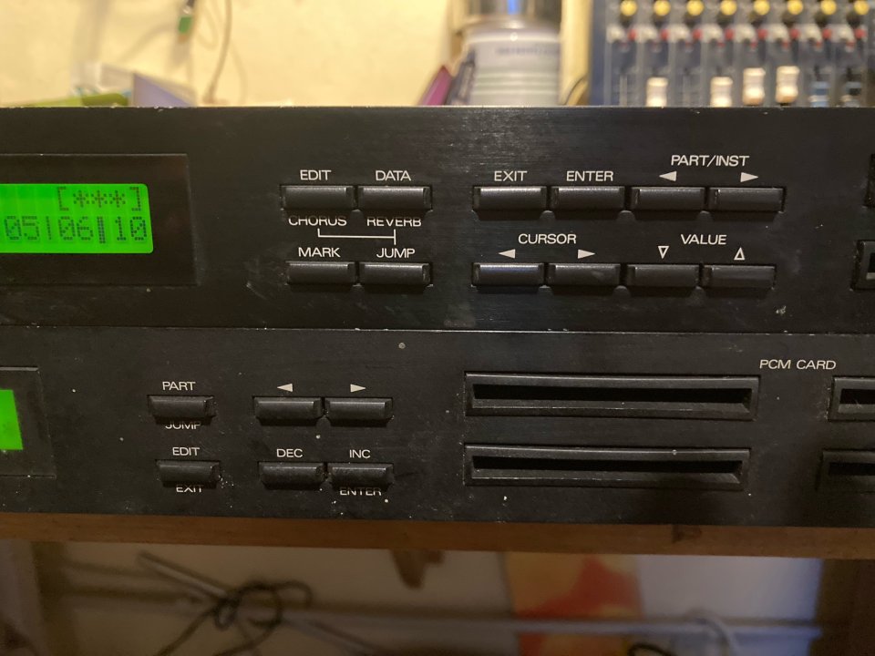 roland U-220 y U-110