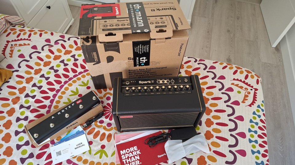 Ampli Positive Grid Spark 2 BK + Pedalera Xsonic Airstep